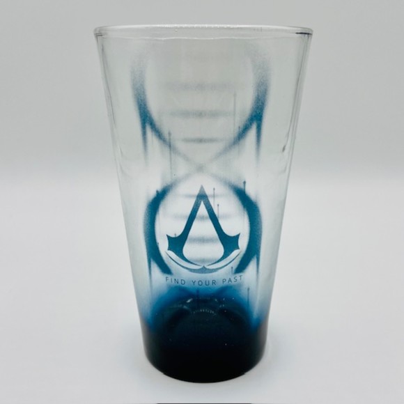 Assassin's Creed Bundler with Pint Glass and Bleacher Creatures Aguilar Plush - Picture 2 of 7